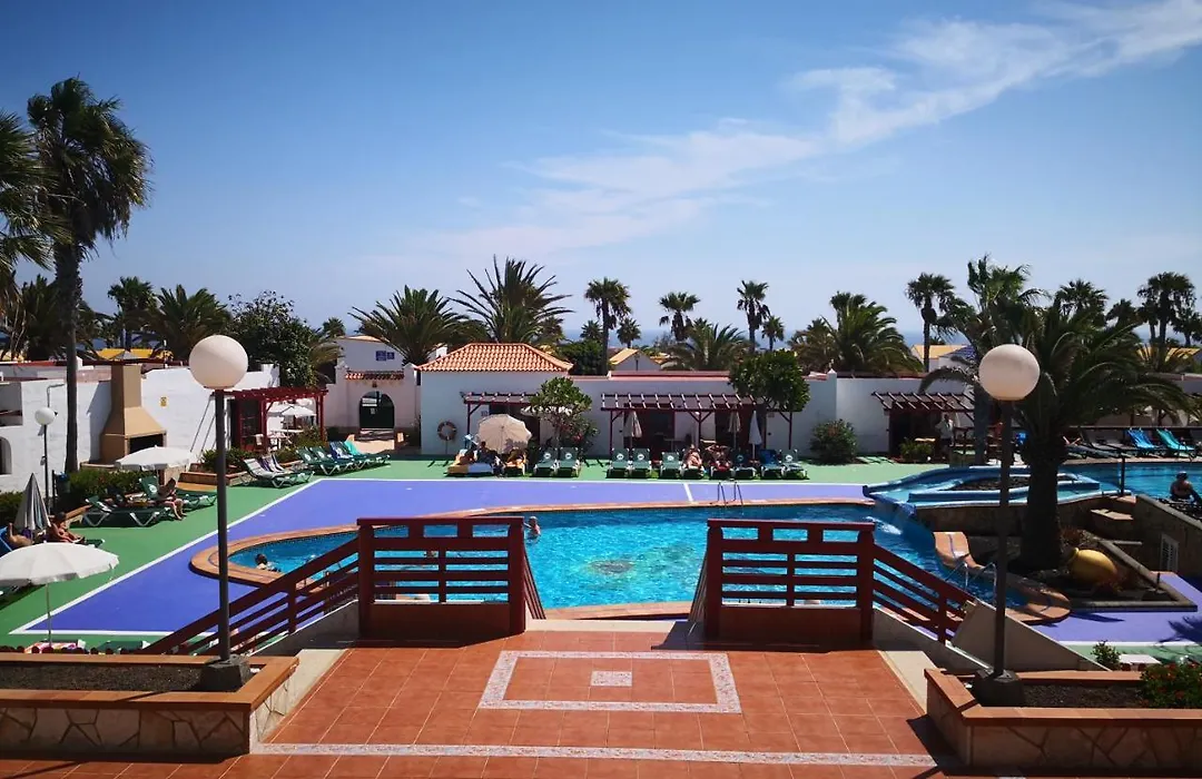 Bungalows Castillo Club Lake-1