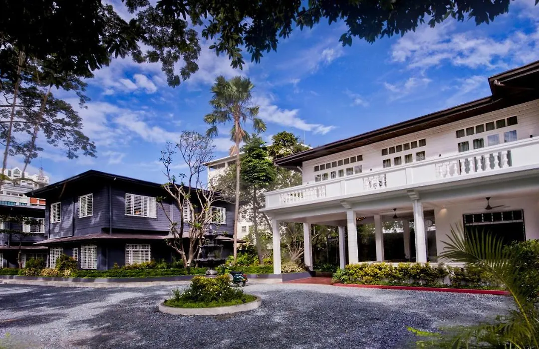 The Henry Hotel Manila-1