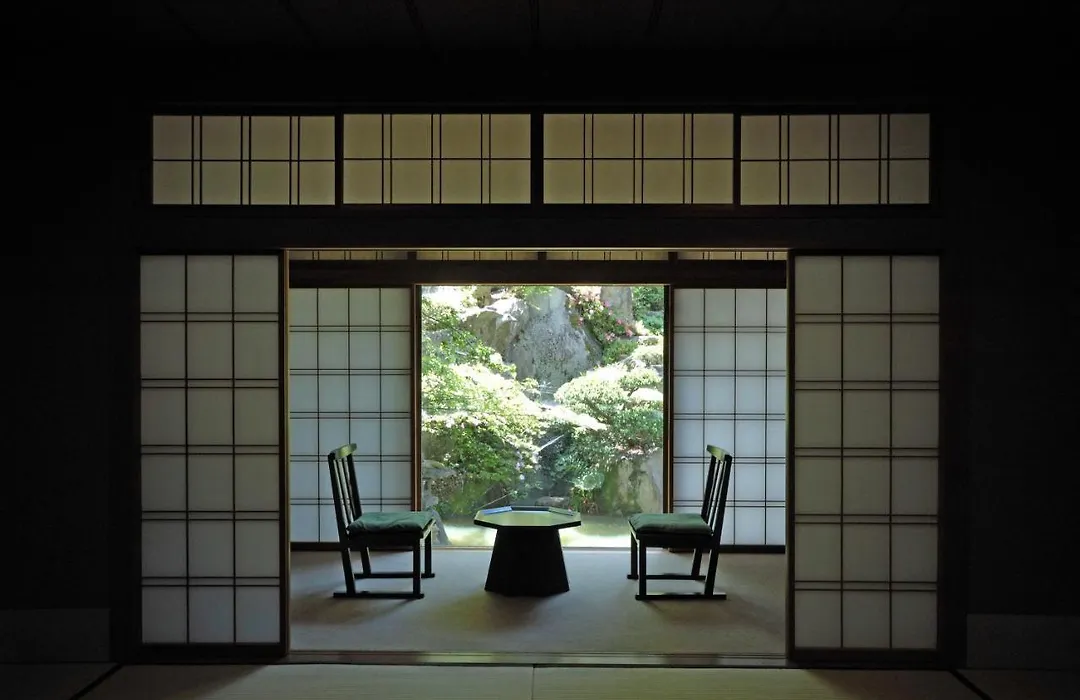 Momoyama-1