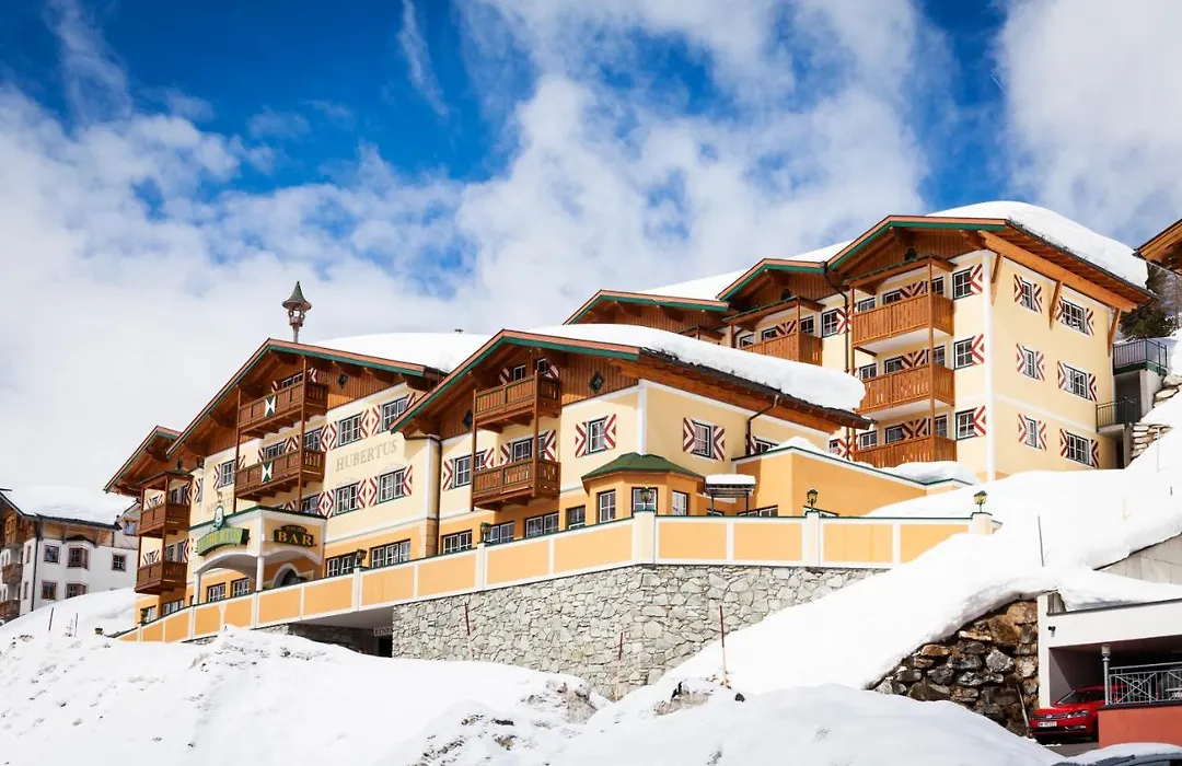 Hubertus Alpine Living-1