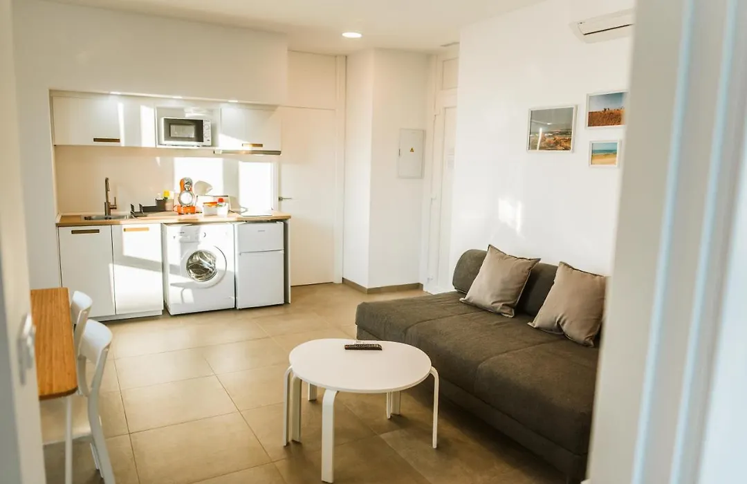 Apartamentos ZHR-1