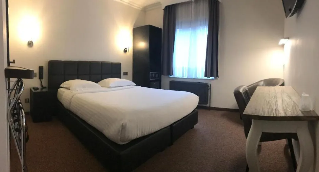 Hotel Chantecler-1