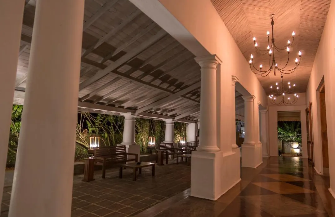 The Lady Hill Hotel-1