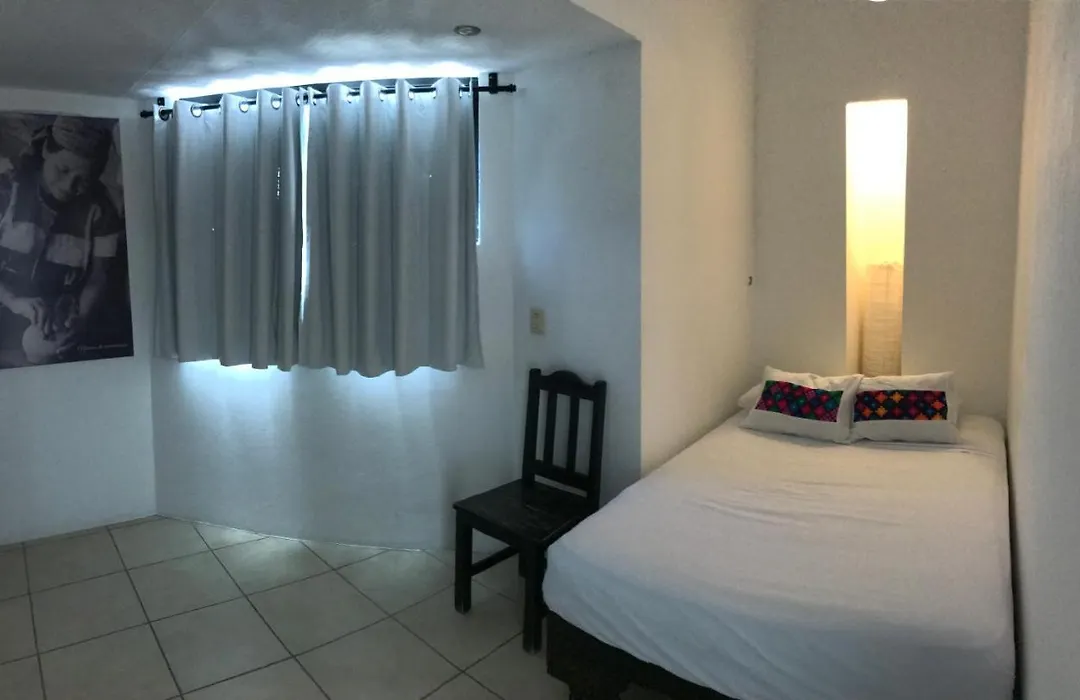 Hotel Maya Rue-1