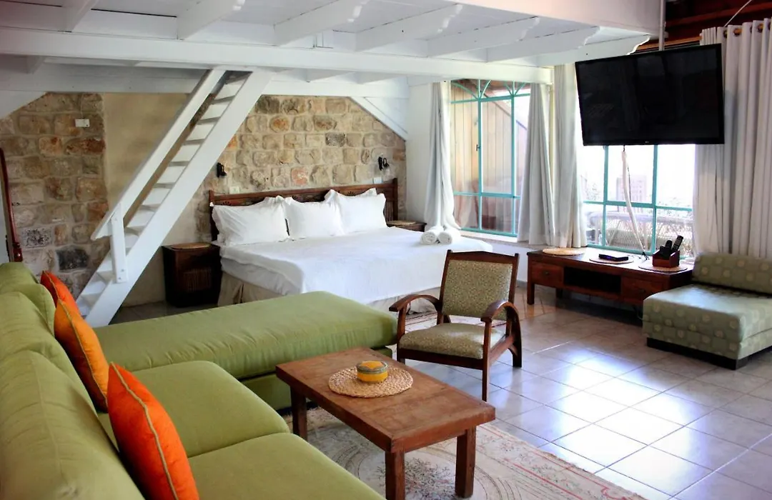 Pina Balev Inn-1