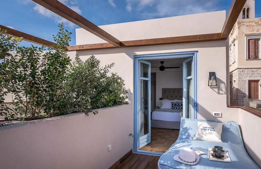 Shapes Luxury Suites-1