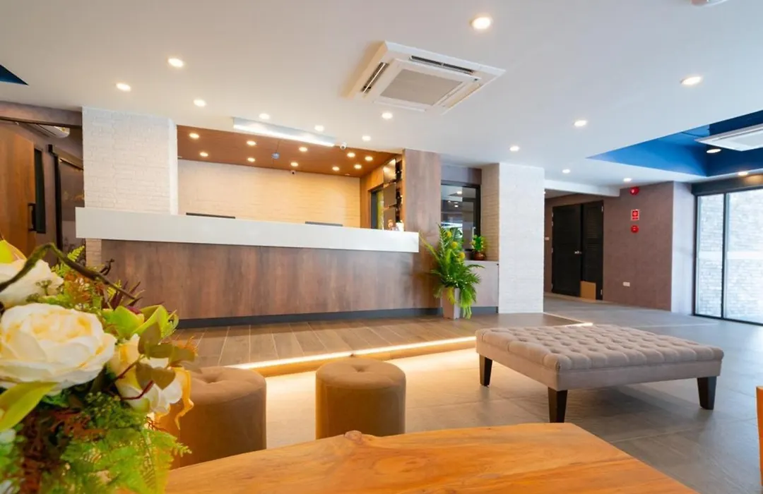 The Home Hotel Sha-1