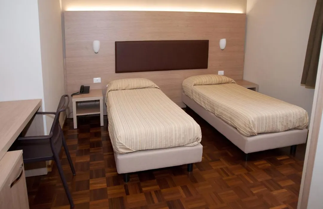 Hotel Buca Di Bacco-1