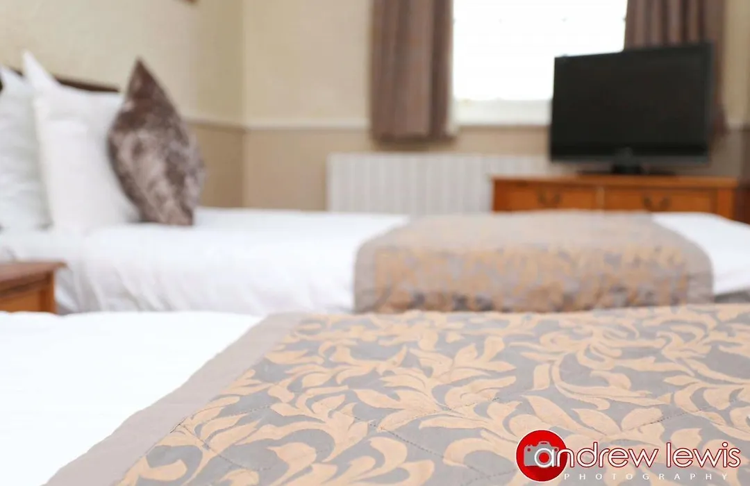 Station Hotel-1