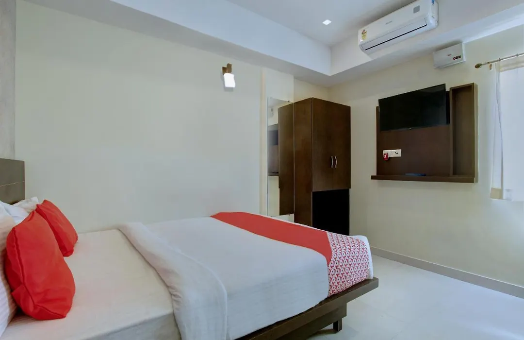 Silver Suite-1
