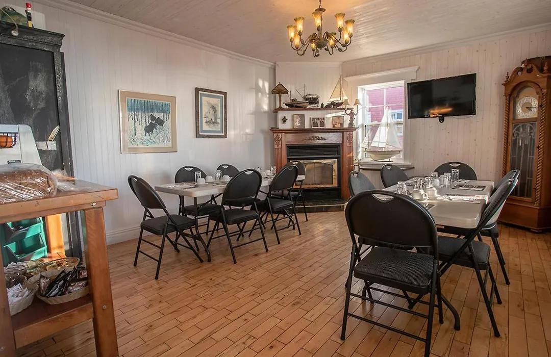Le Littoral Bistro Gourmand Et Auberge-1