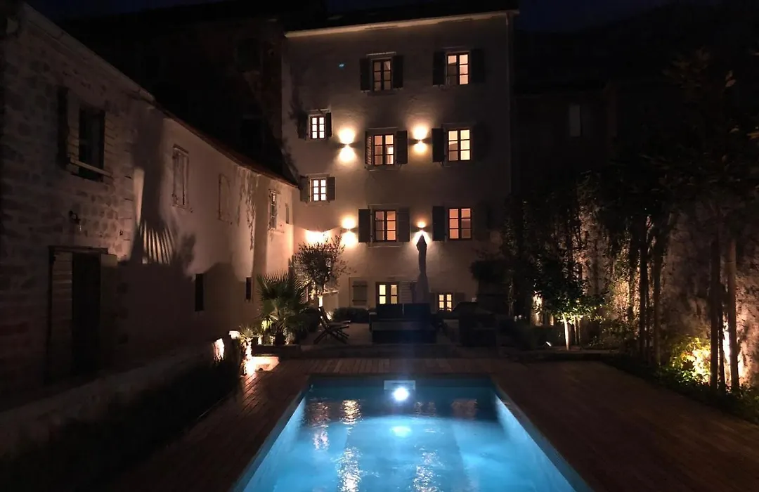 Palazzo Sbutega-1