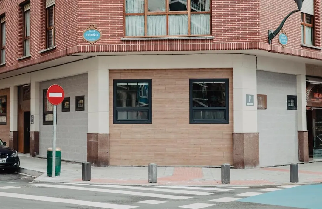 Pension H30 Bilbao-1