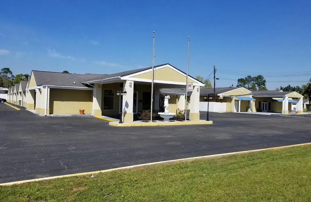 Rodeway Inn & Suites Enterprise-1