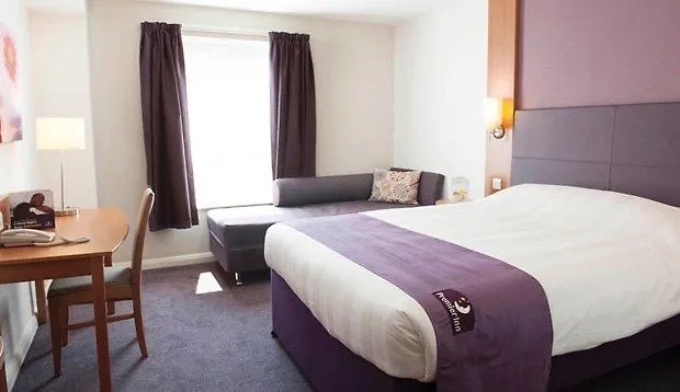 Premier Inn Crewe Central-1