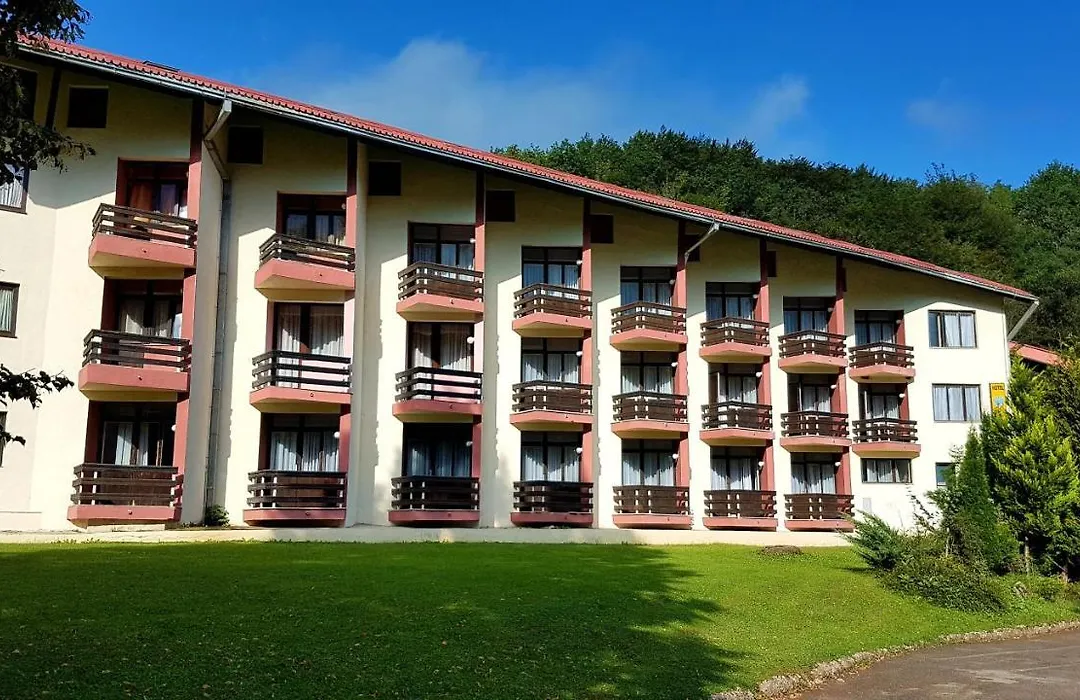 Hotel Mladost-1