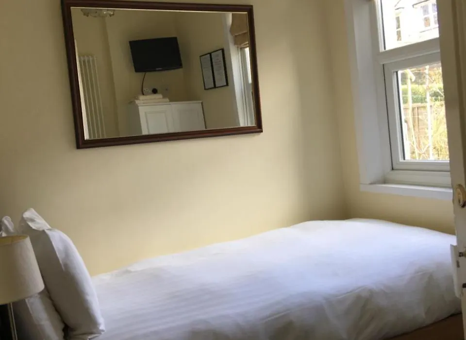 Lincoln Guest House-1