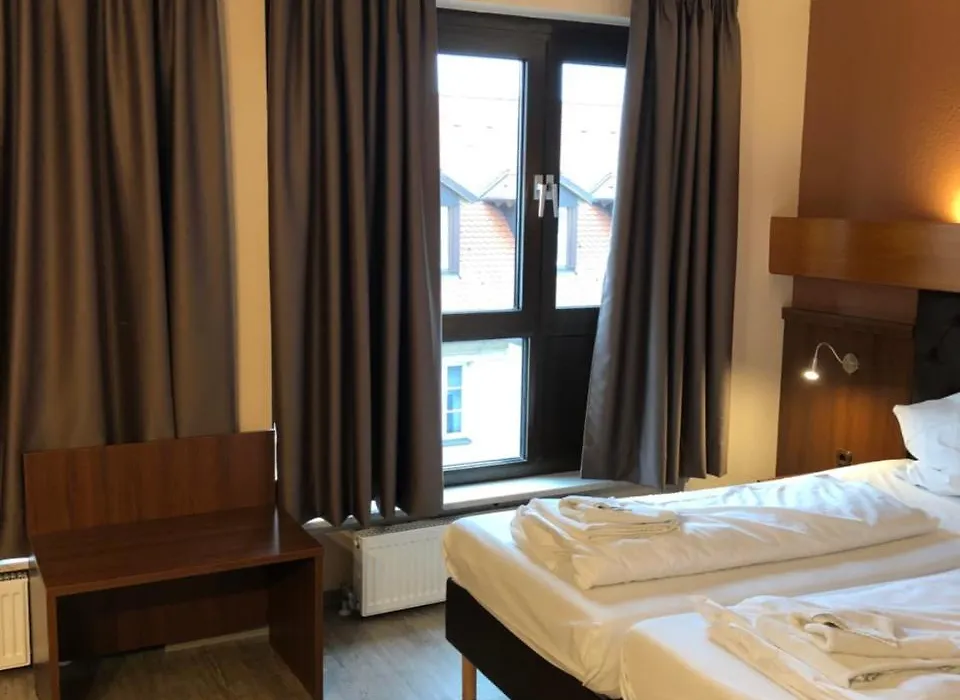 Hotel Poseidon-1