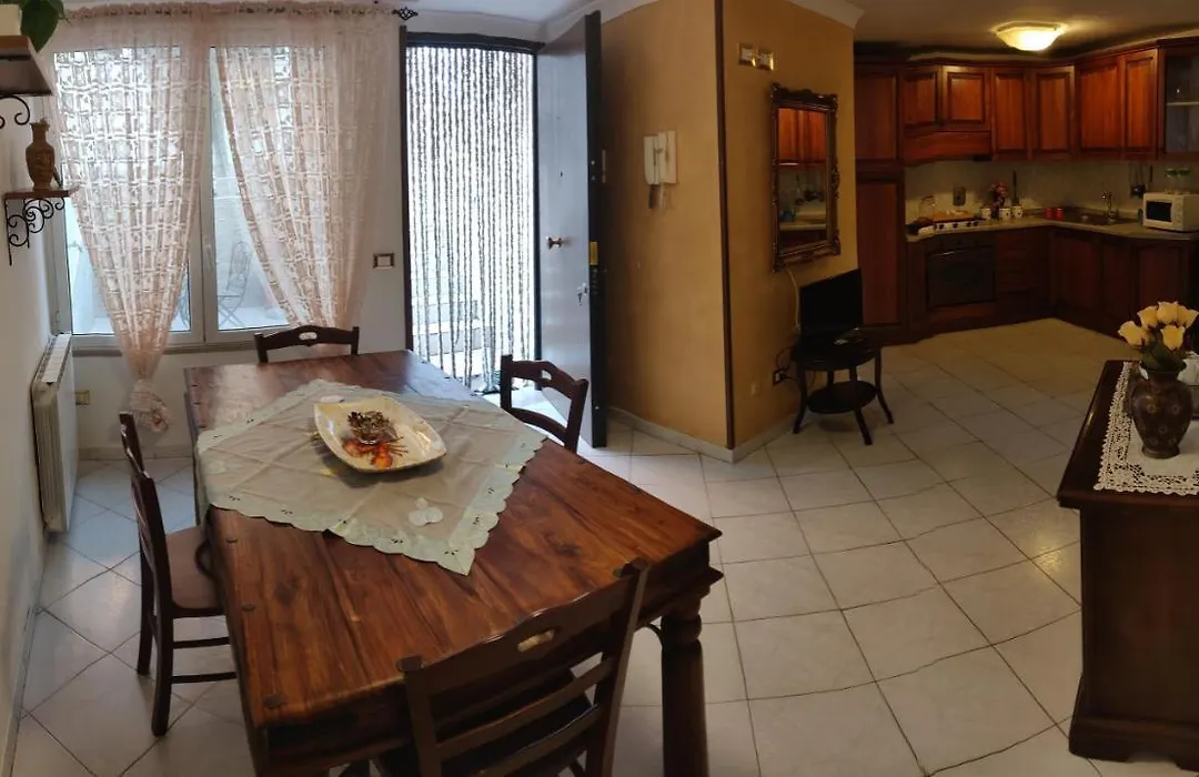 Hillary House-1