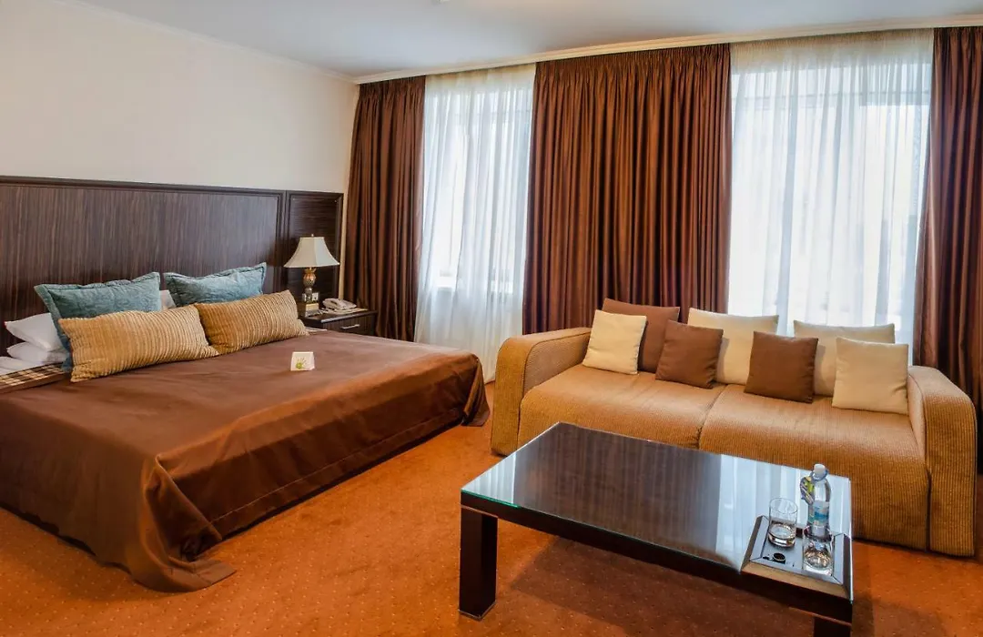 Hotel Kharkov-1