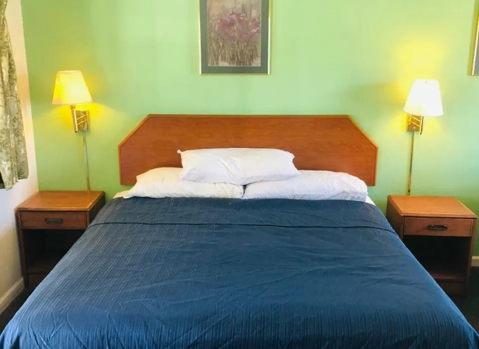 Woodridge Motel-1