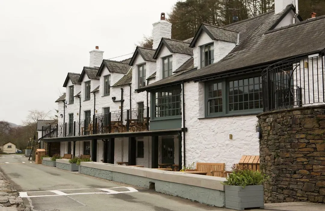 George III Hotel-1