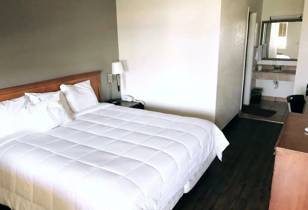 Americas Best Value Inn-Princess Anne-1