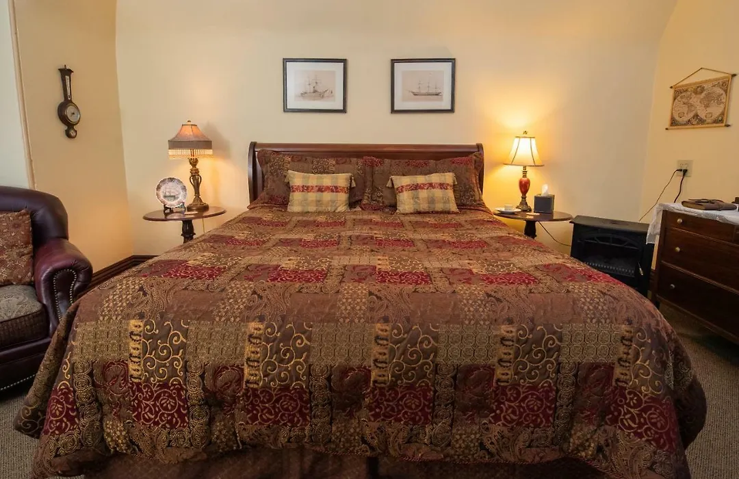 Spencer House Bed & Breakfast-1