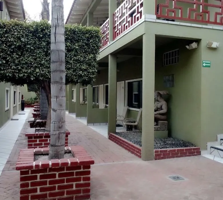 Hotel Azteca Inn-1