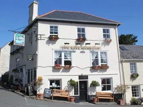 Safe Harbour Inn-1