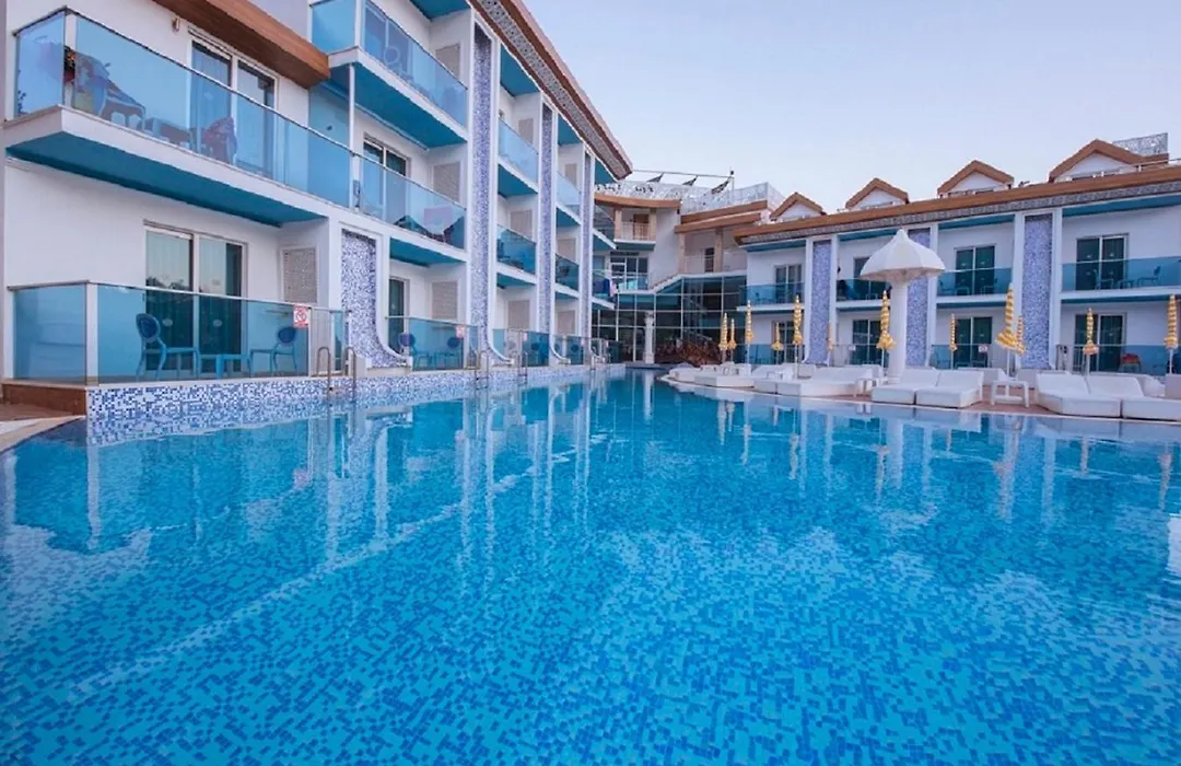 Ocean Blue High Class Hotel & Spa-1