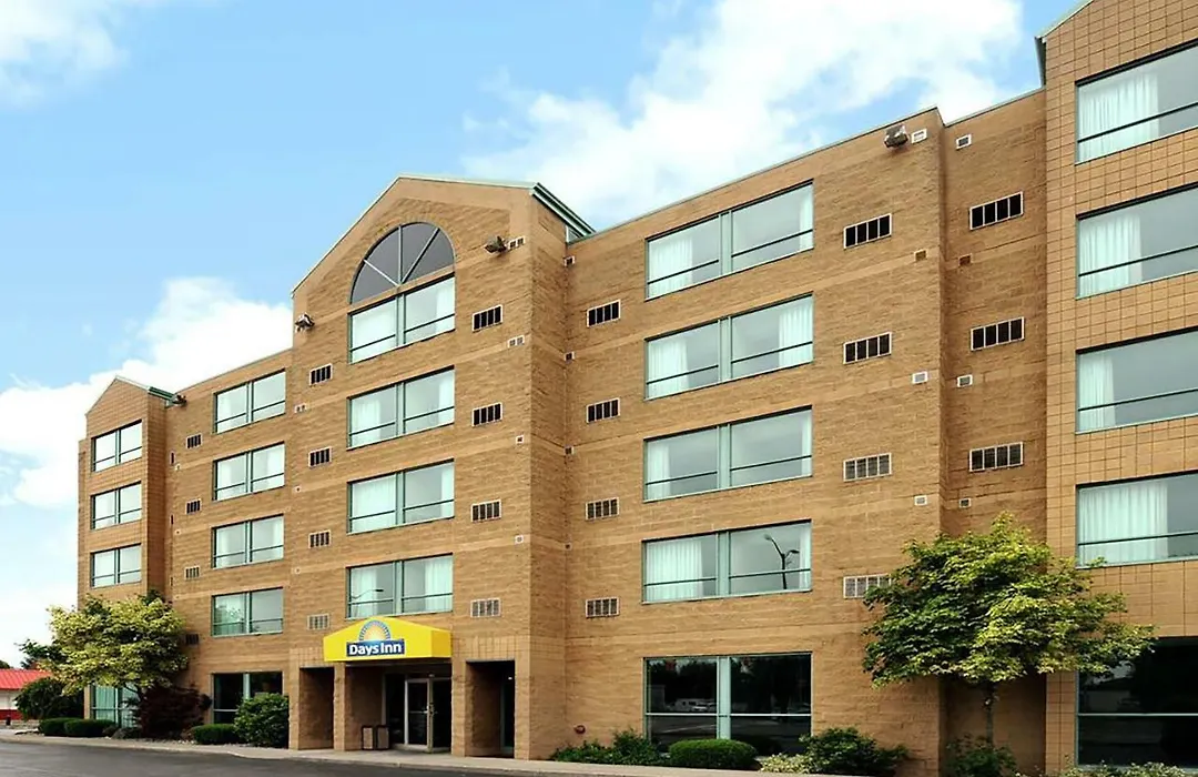 Days Inn By Wyndham Niagara Falls Lundys Lane-1
