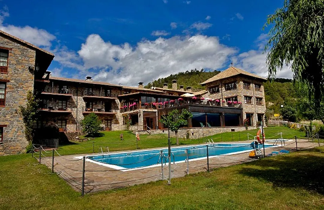 Hotel & Spa Pena Montanesa-1