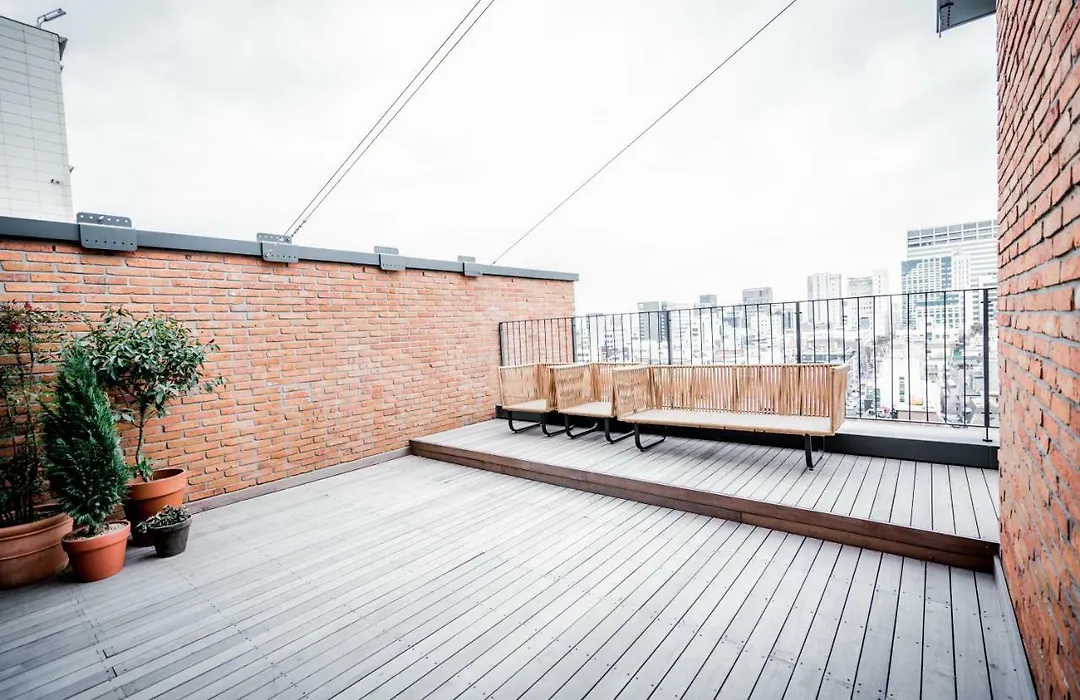 Patio 7-1