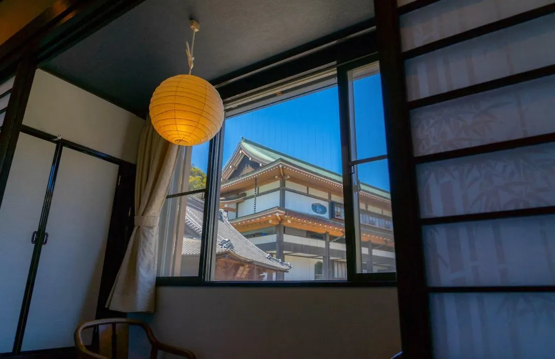 Wakamatsu Honten-1