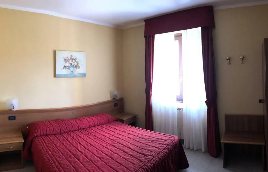 Hotel Adler-1