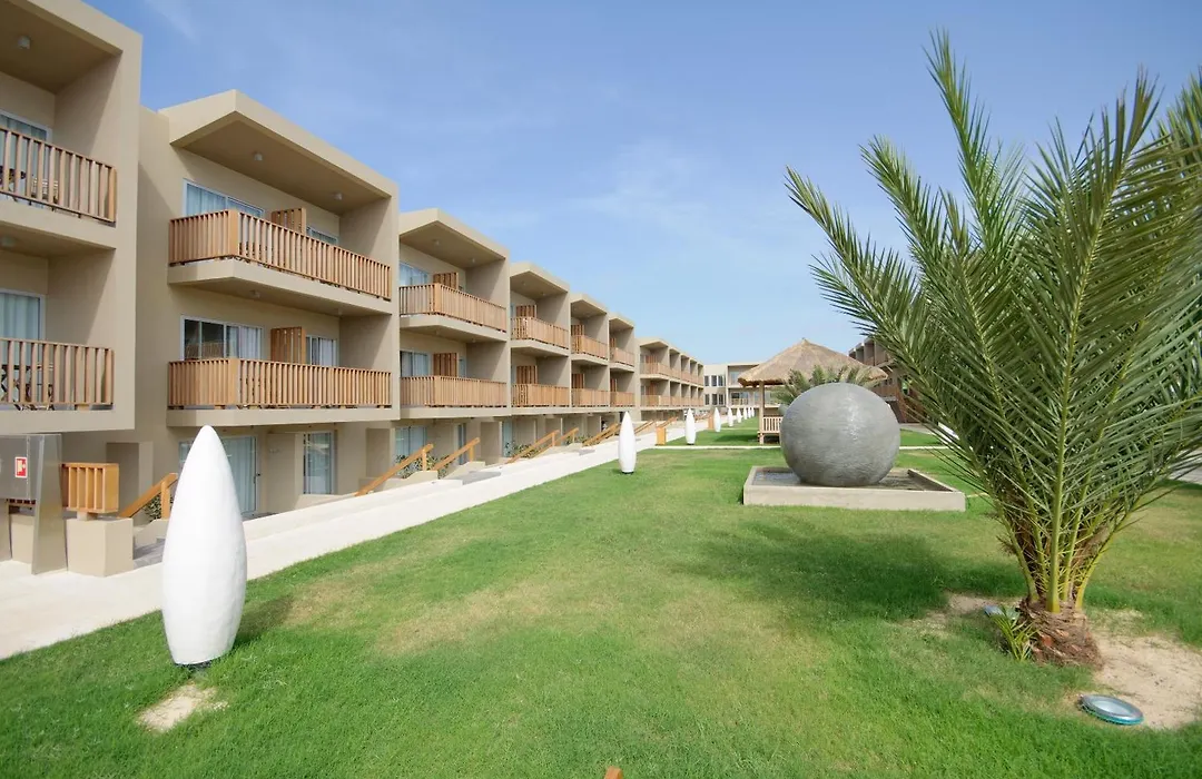 Oasis Salinas Sea-1