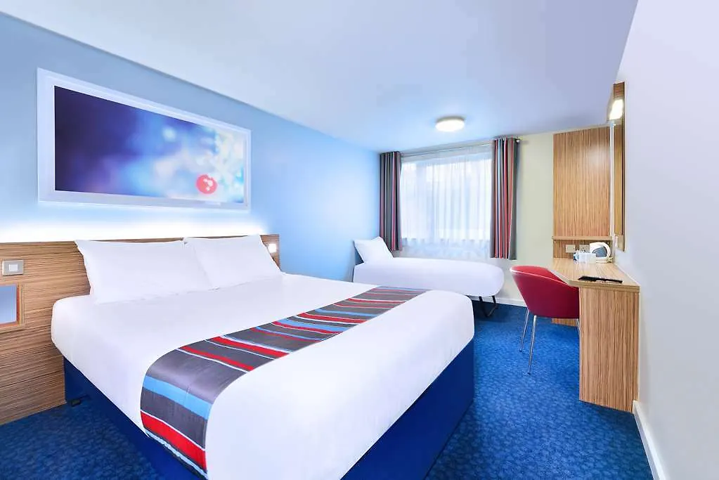 Travelodge Dundee Central Hotel-1