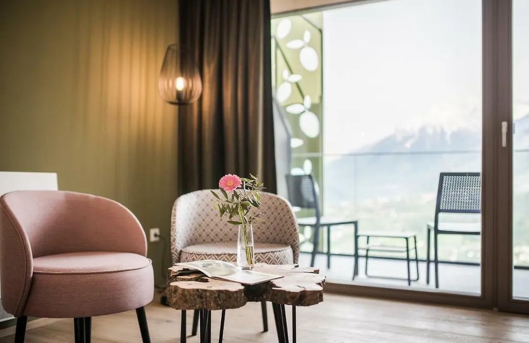 Oliven-&Genusshotel Hirzer-1