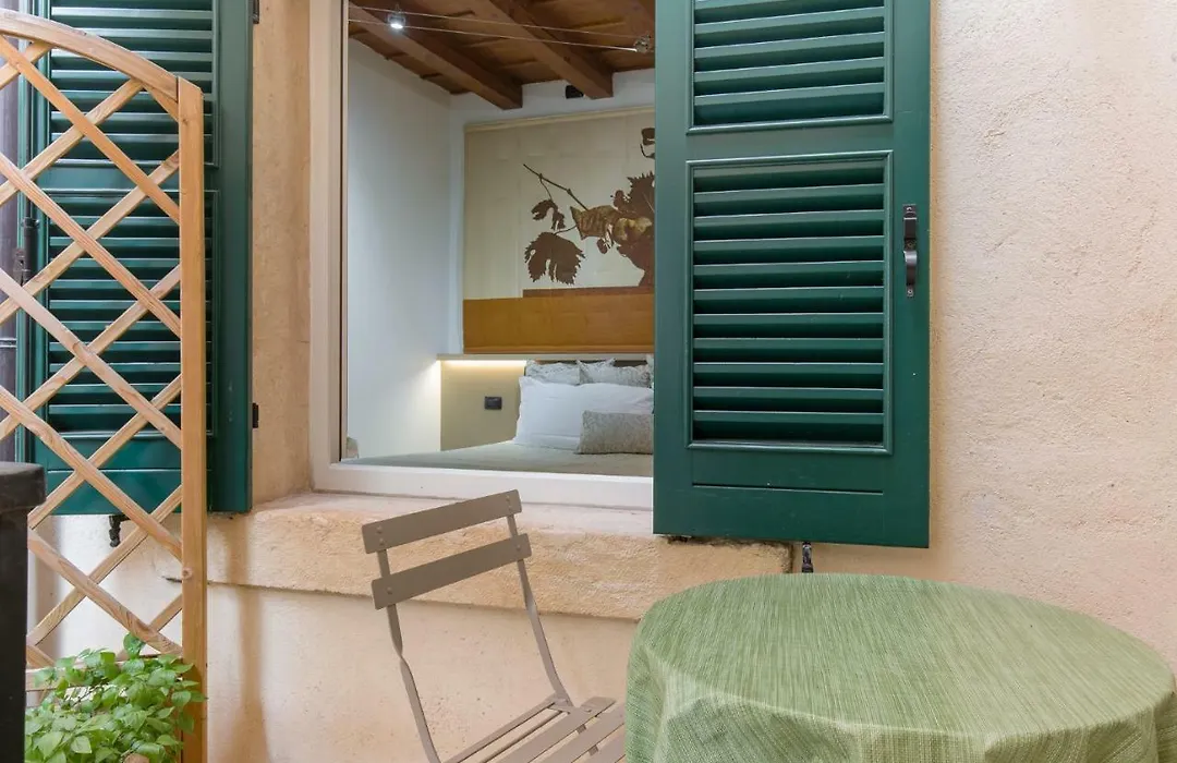 Vecchia Verona Rooms & Apartments-1