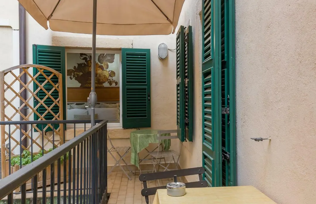 Vecchia Verona Rooms & Apartments-1
