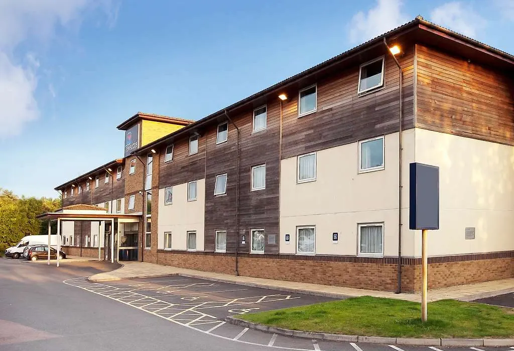 Purple Hotel Tewkesbury-1