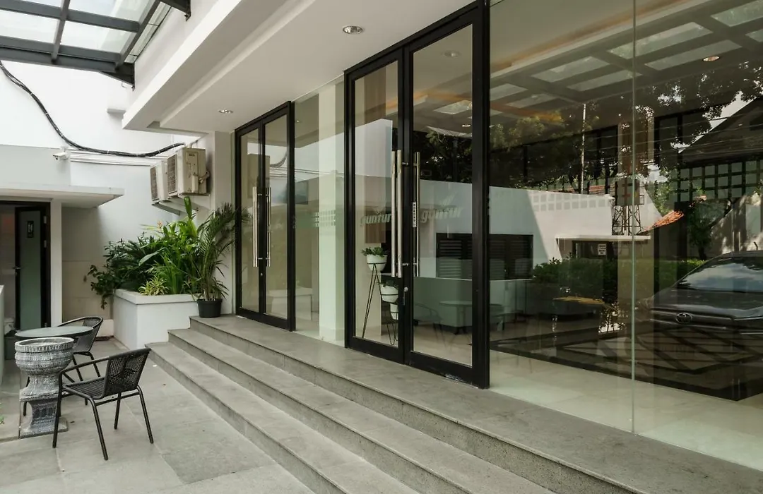 Residences By Reddoorz @ Guntur Raya Setiabudi-1