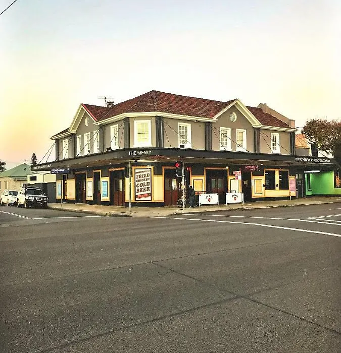 Newcastle Hotel-1