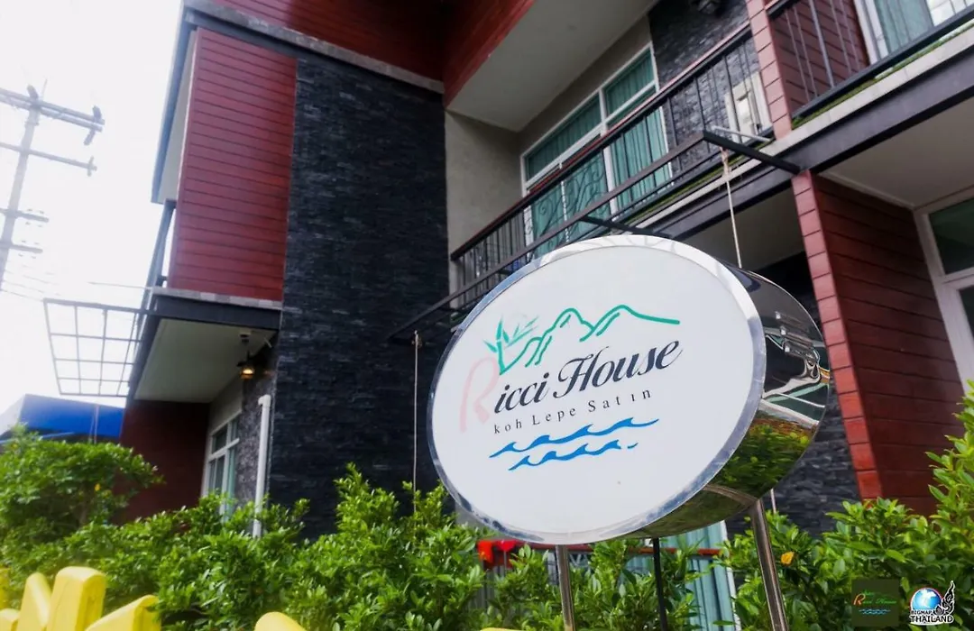 Ricci House Resort-1