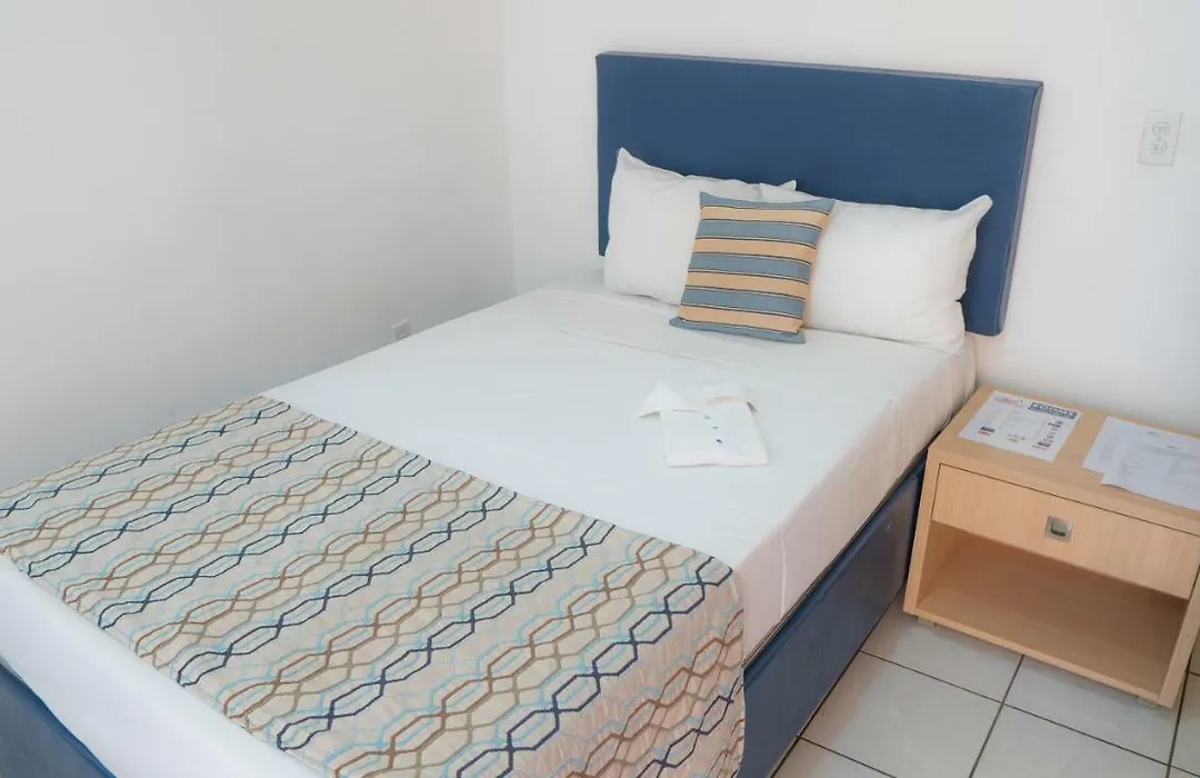 Academy Hotel Curacao-1