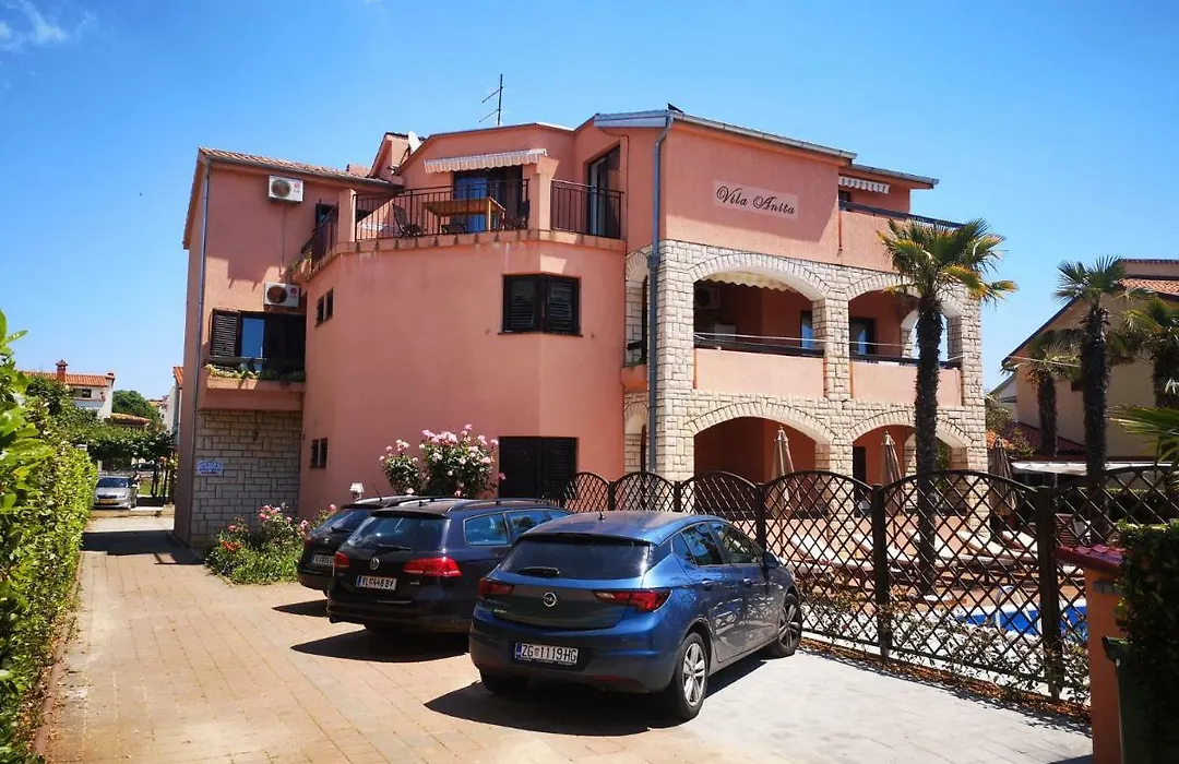 Bed & Breakfast Villa Anita-1