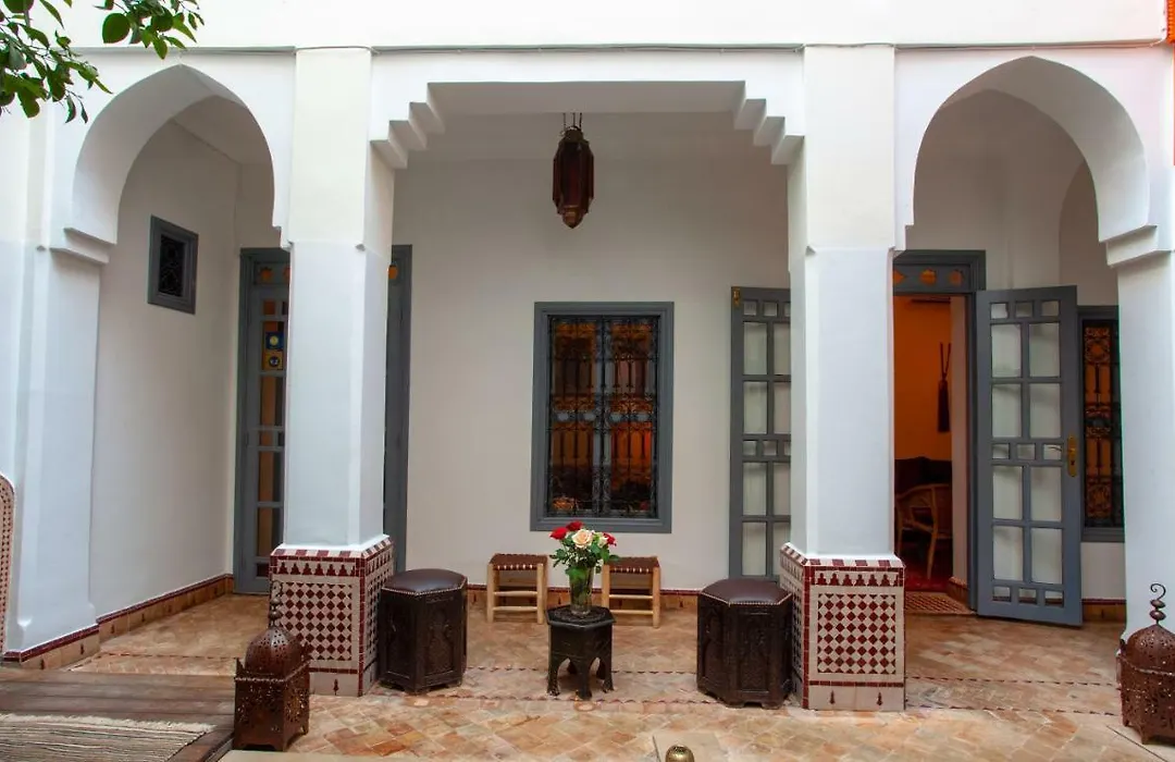 Dar Silsila-1