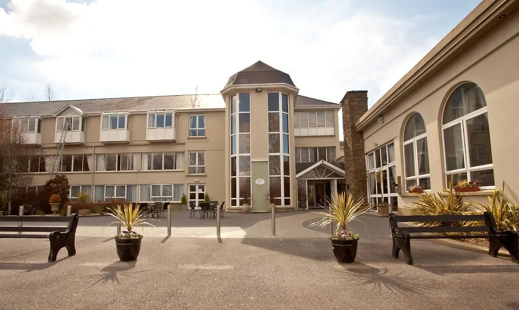 Earl Of Desmond Hotel-1