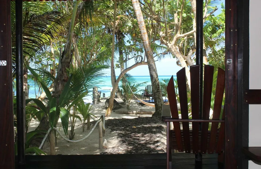 Little Corn Island Beach And Bungalow-1